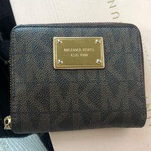 Brown Micheal Kors wallet